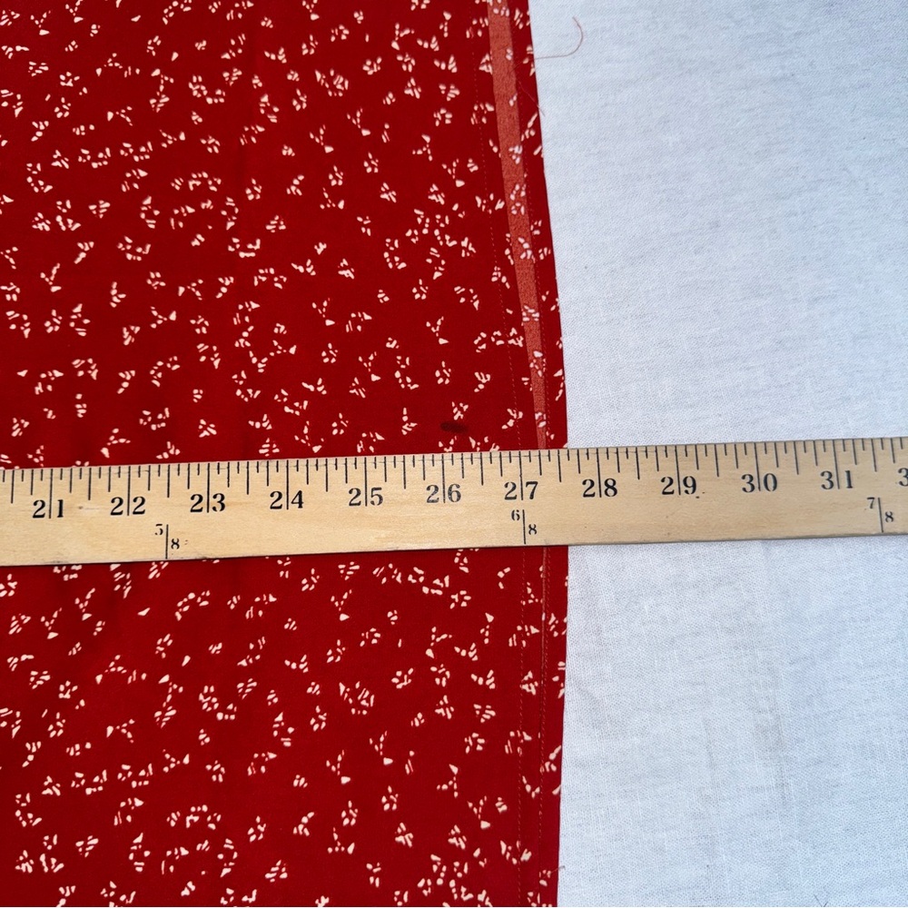 Que Zhu Shirt Sz XL Red Women Top v-neck Casual lightweight pleaded stretch #cc - Picture 9 of 9